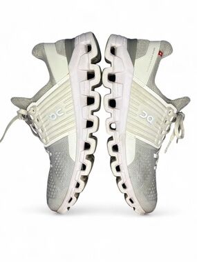 Women’s On Running Cloudswift On Cloud Shoes - Size 7.5 Activewear Sneakers